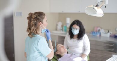 Kiedy lepiej usunąć ząb i zastąpić go implantem?